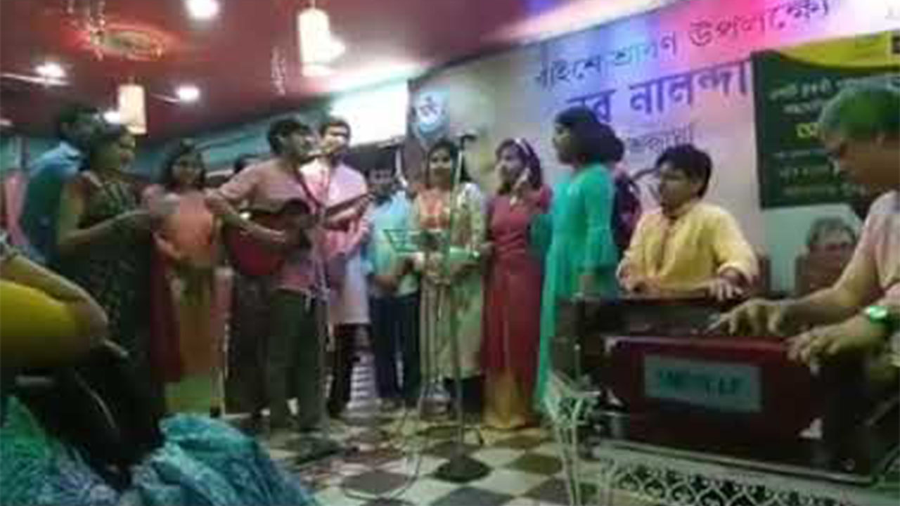 Tumi Thik Jemon Acho